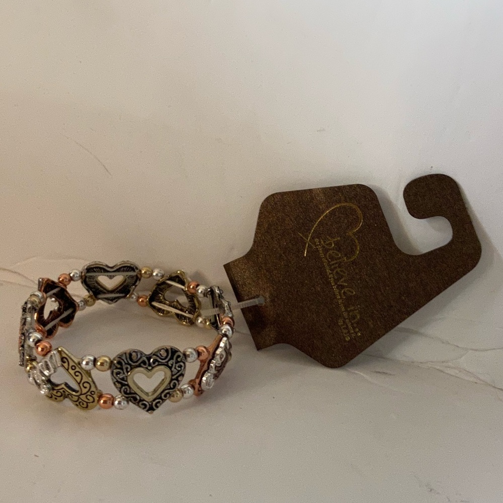 *NWT*  Believe in Love Heart Stretch Bracelet, Women's, Tri-tone